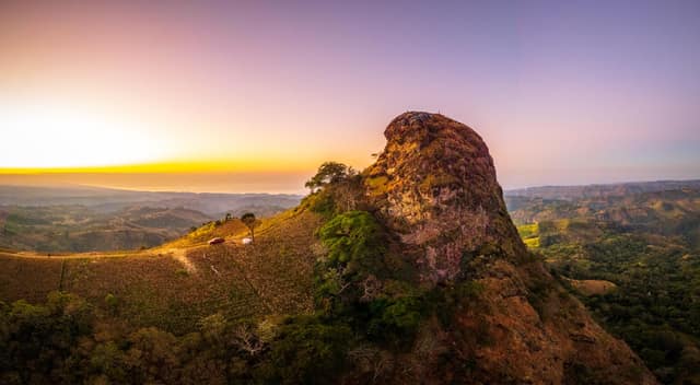 Peñón de Comasagua